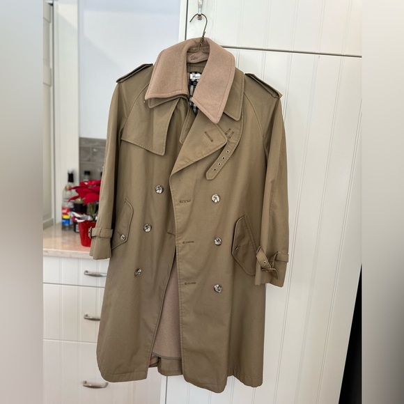 Brooks Brothers Jackets & Blazers - Brooks Brothers Vintage Trench Coat